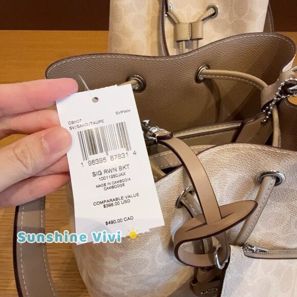 NWT Coach Rowan Bucket Bag In Signature Canvas CBH07 Silver/Sand/Taupe - Picture 3 of 10